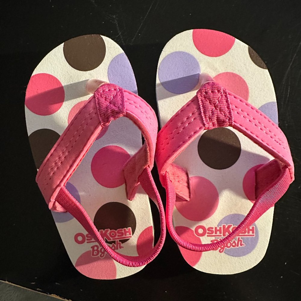 NWOT OshKosh B'gosh Pink Toddler Flip Flops with Back Sz S (5-6)